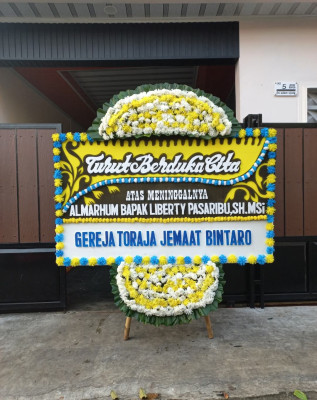 Papan Bunga Duka di Karangroto