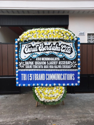 Papan Bunga Duka di Karangroto